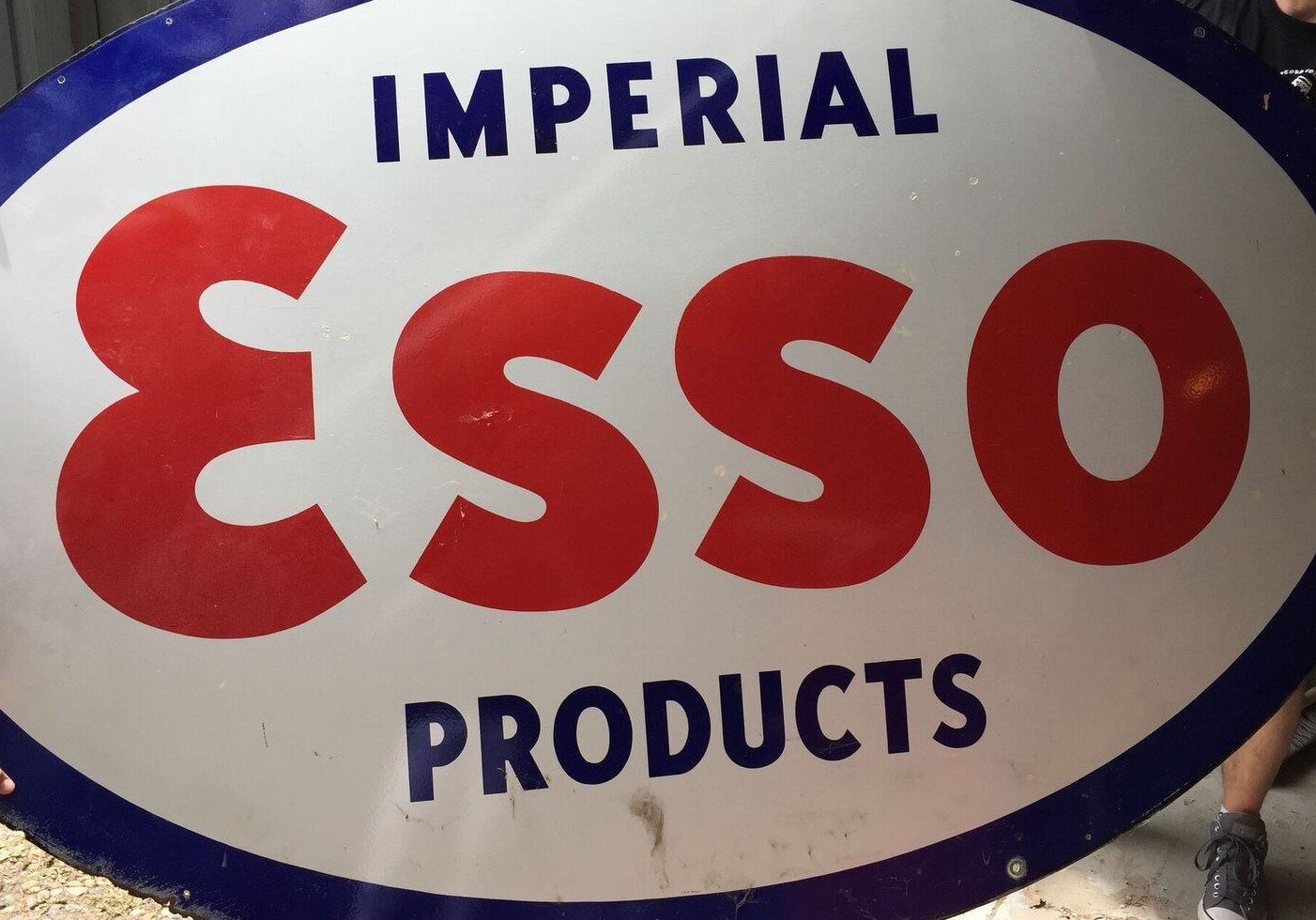 Large-Imperial-Esso-Sign