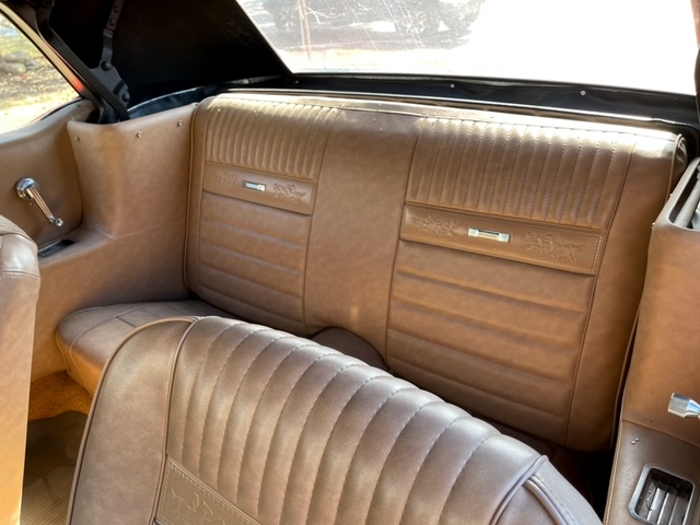 66-Mustang-interior2