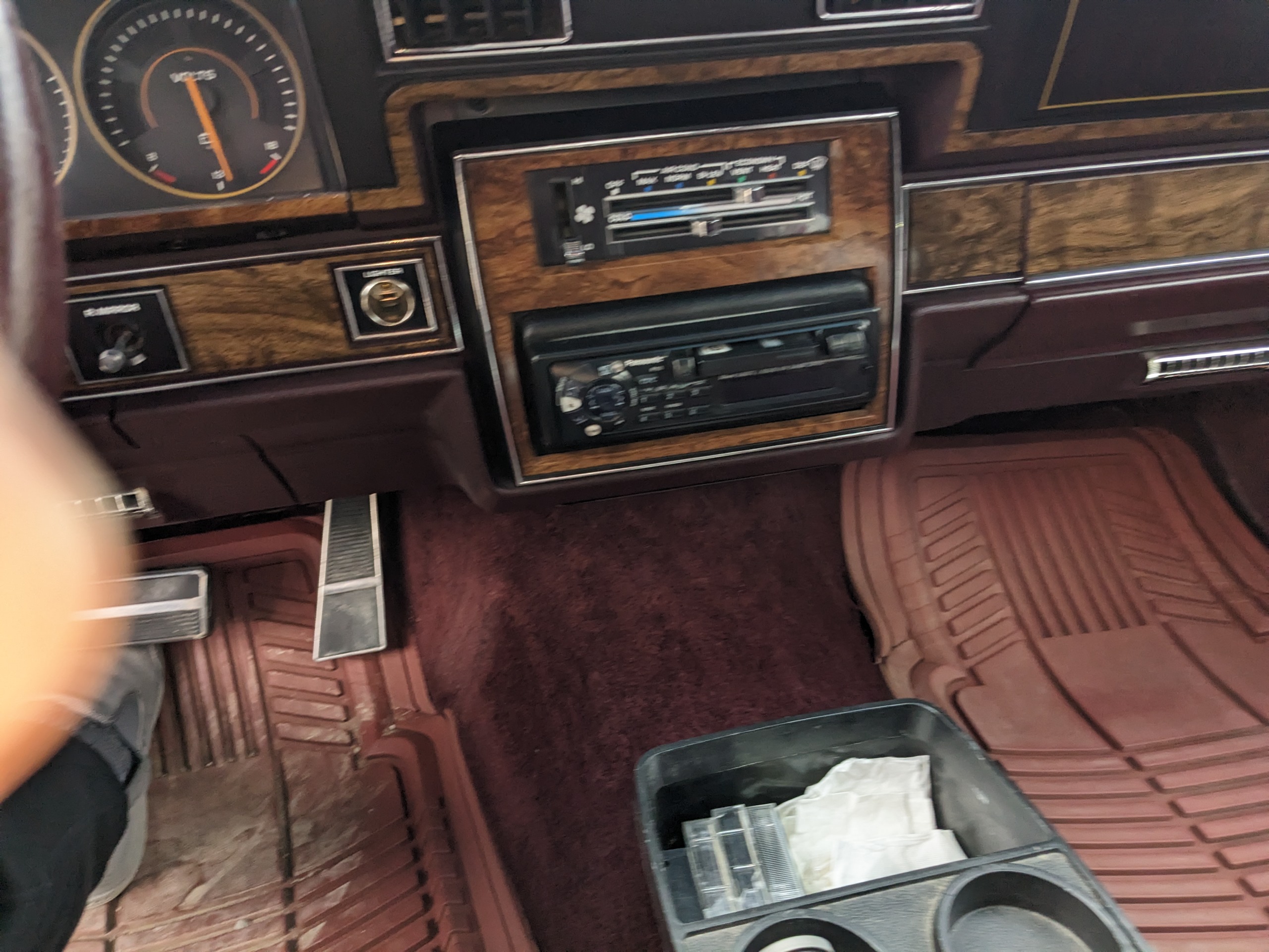 Pontiac-Interior-Dash